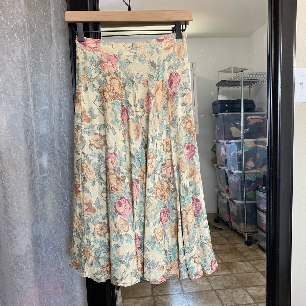Anne Klein Vintage Women’s 4 Silk Floral Lightweight Midi Cottage Flare Skirt